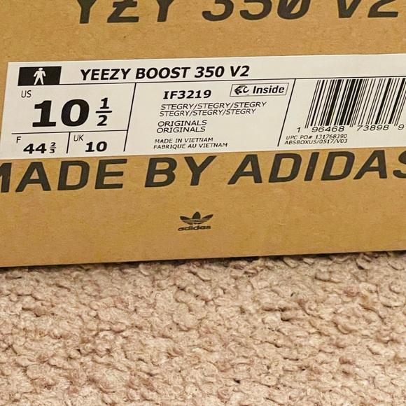 adidas Yeezy Boost 350 V2 Grey - Picture 7 of 7